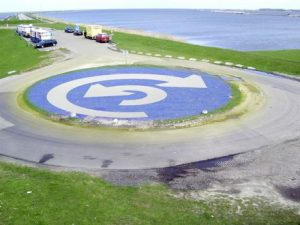 Borden die waarschuwen voor borden